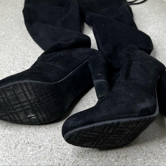 Forever Black High Knee Boots - 5 1/2 - Picture 4 of 9